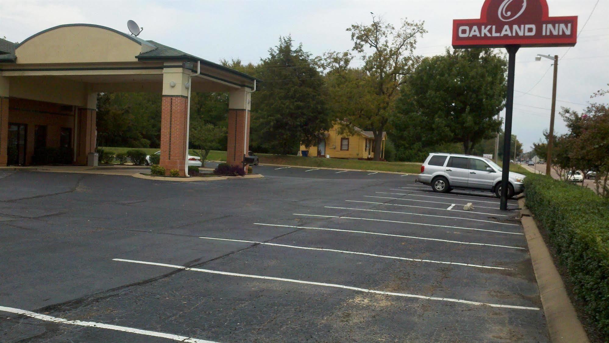 Oakland Inn Екстериор снимка